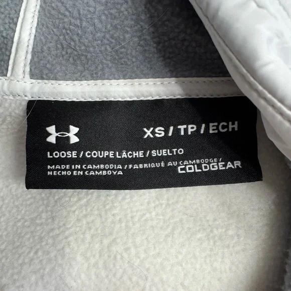 Under Armour Cold Gear Storm White Light Jacket Size XS Loose - Picture 5 of 8